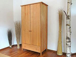 Kleiderschrank Fantastico Erle massiv